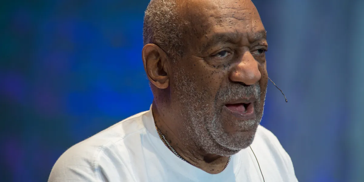 Accusa Cosby condannato, la giuria: “Ha abusato sessualmente di una 16enne”